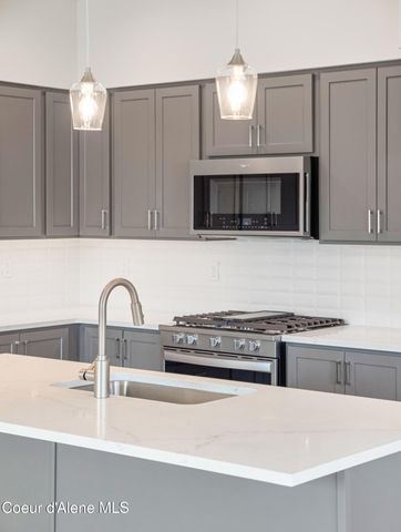 1229 E MILLWORX LOOP, Post Falls, ID 83854