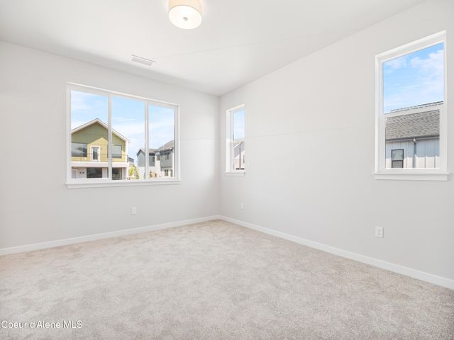 1229 E MILLWORX LOOP, Post Falls, ID 83854