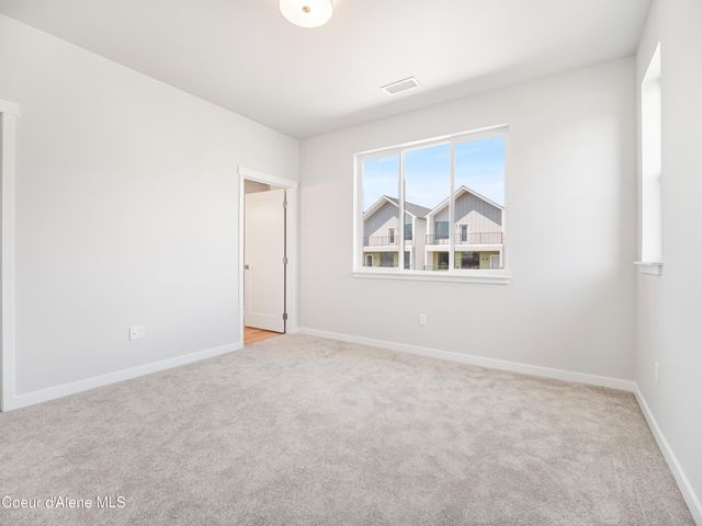 1229 E MILLWORX LOOP, Post Falls, ID 83854