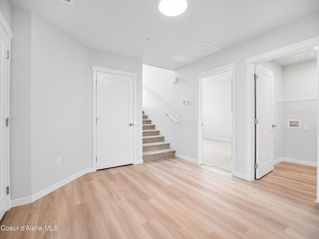 1229 E MILLWORX LOOP, Post Falls, ID 83854