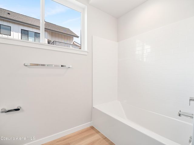 1229 E MILLWORX LOOP, Post Falls, ID 83854