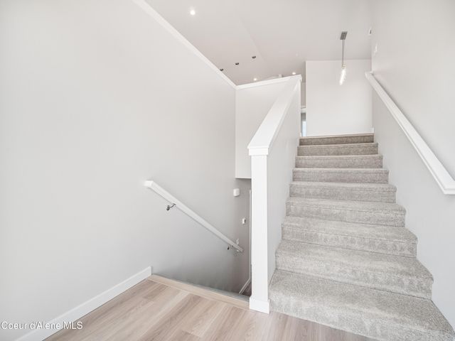 1229 E MILLWORX LOOP, Post Falls, ID 83854