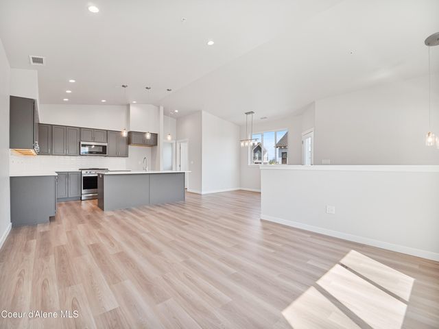 1229 E MILLWORX LOOP, Post Falls, ID 83854