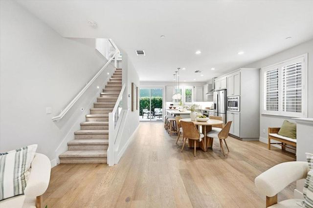 182 Melia Loop, Mountain View, CA 94043