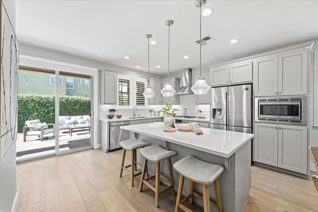 182 Melia Loop, Mountain View, CA 94043