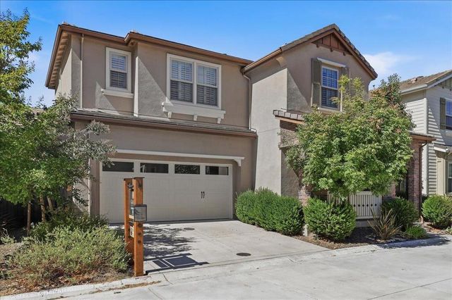 182 Melia Loop, Mountain View, CA 94043