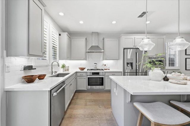 182 Melia Loop, Mountain View, CA 94043