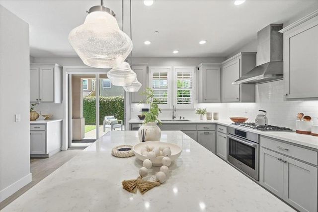 182 Melia Loop, Mountain View, CA 94043
