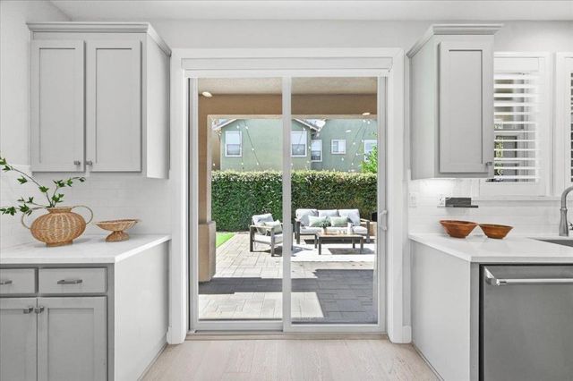 182 Melia Loop, Mountain View, CA 94043