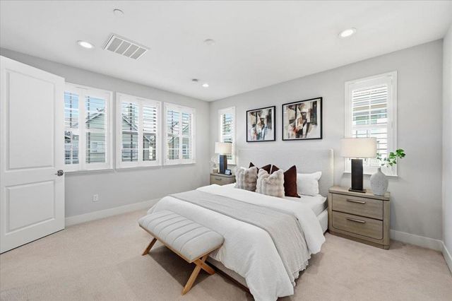 182 Melia Loop, Mountain View, CA 94043