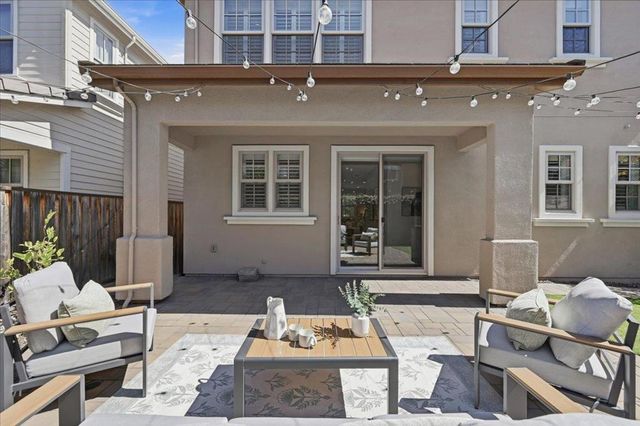 182 Melia Loop, Mountain View, CA 94043