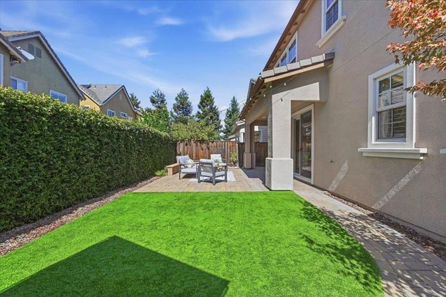 182 Melia Loop, Mountain View, CA 94043