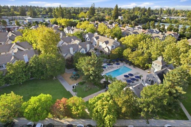 182 Melia Loop, Mountain View, CA 94043