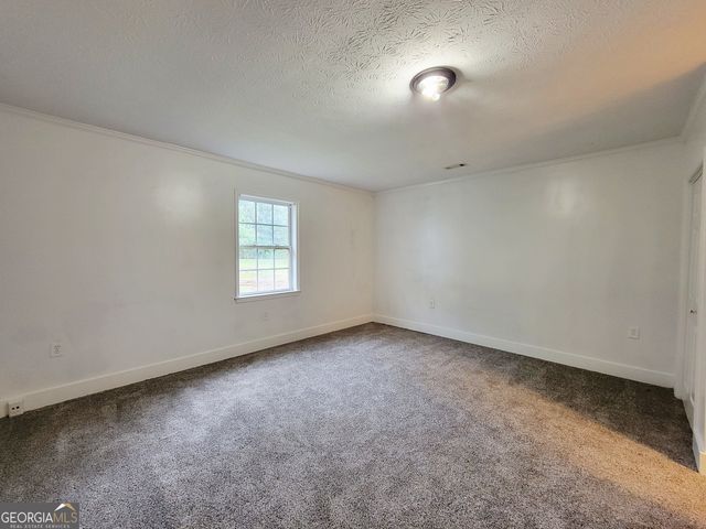 304 Baughs Cross Road, West Point, GA 31833
