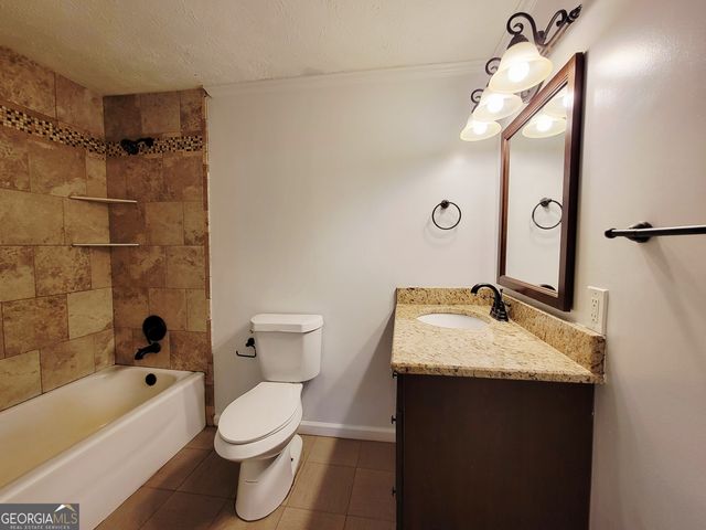 304 Baughs Cross Road, West Point, GA 31833