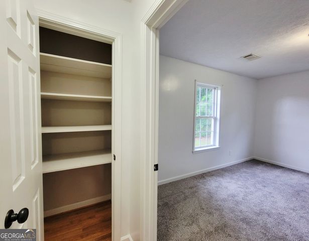 304 Baughs Cross Road, West Point, GA 31833
