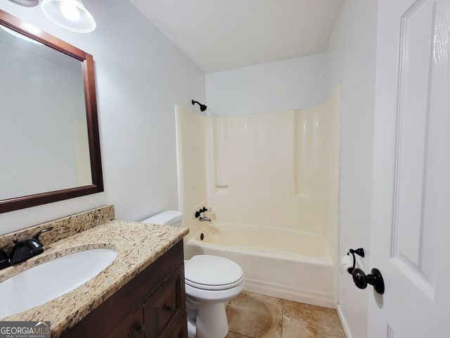 304 Baughs Cross Road, West Point, GA 31833