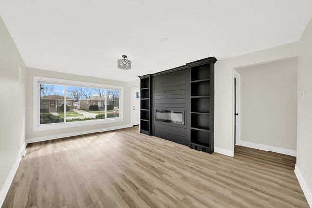 15056 Wabash Avenue, South Holland, IL 60473