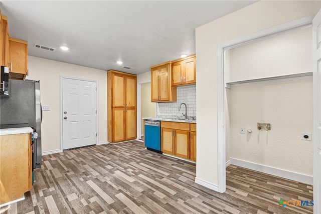 906 Attas Avenue, Killeen, TX 76541