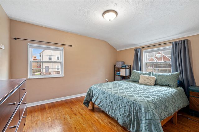 2014 Woodward Ave, Brookline, PA 15226