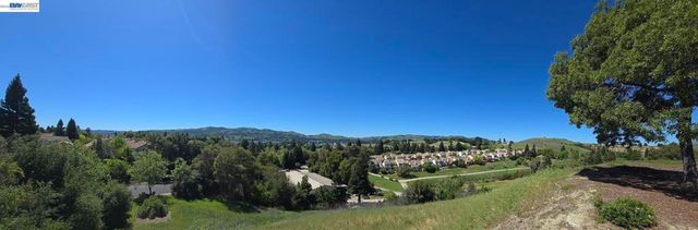 735 Watson Canyon Ct 218, San Ramon, CA 94582