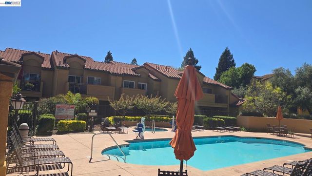 735 Watson Canyon Ct 218, San Ramon, CA 94582