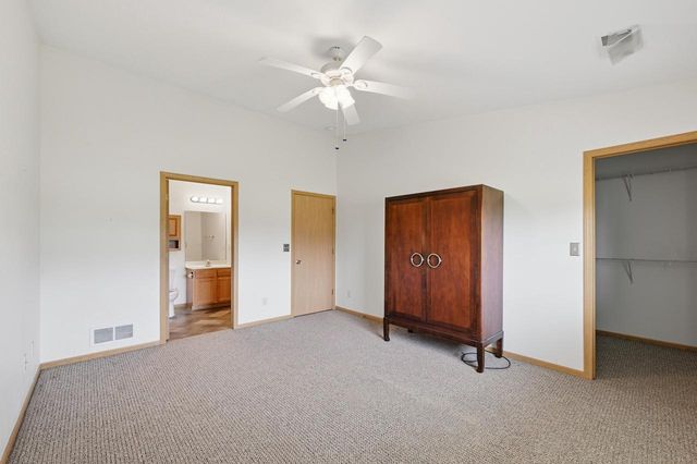 2011 27th AVENUE, Kenosha, WI 53140