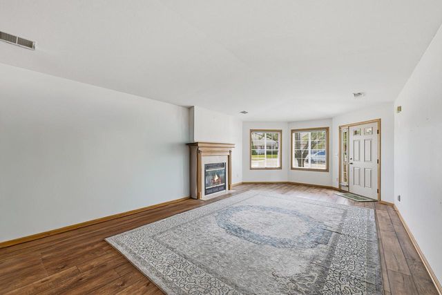 2011 27th AVENUE, Kenosha, WI 53140