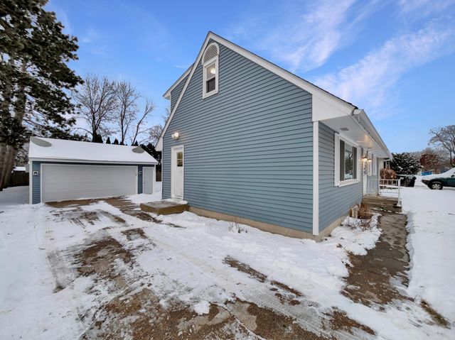 1015 South Street, Anoka, MN 55303