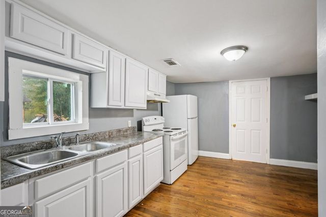 5160 Avery Street SW, Covington, GA 30014