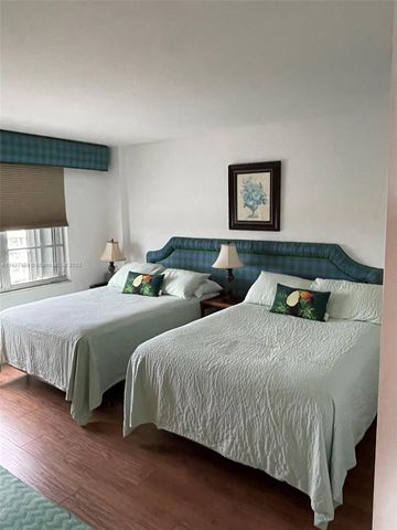 5151 Collins Ave 1523, Miami Beach, FL 33140