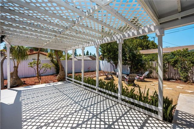 1314 N Flower, Santa Ana, CA 92706