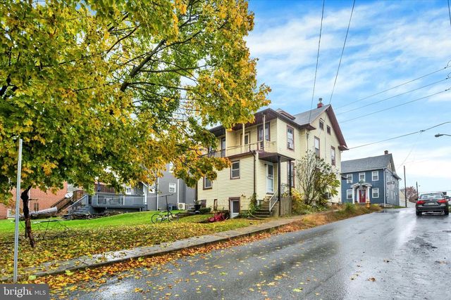 51 S MANHEIM ST, Annville, PA 17003