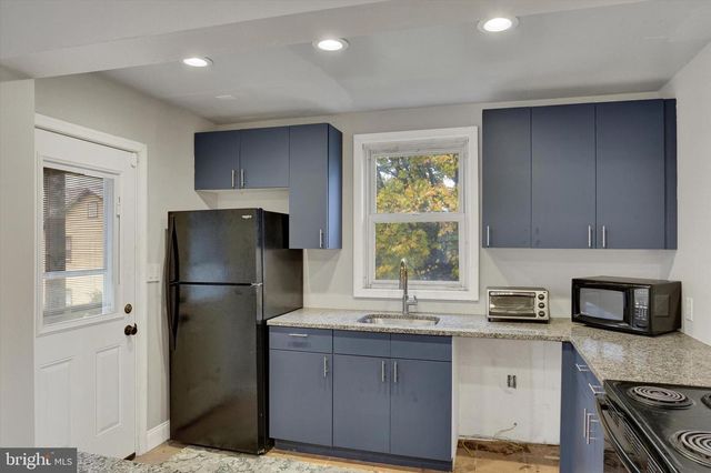 51 S MANHEIM ST, Annville, PA 17003