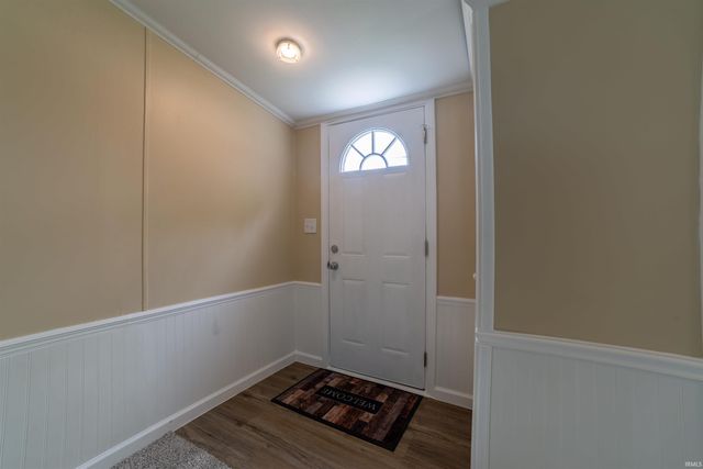 100 Plum Street, Chandler, IN 47610