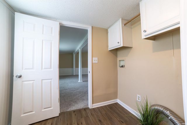 100 Plum Street, Chandler, IN 47610