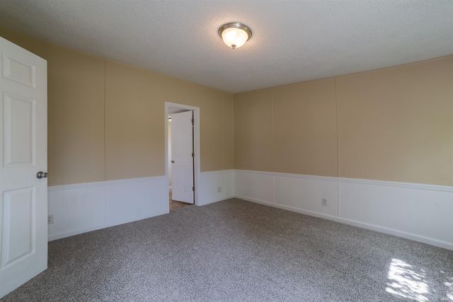 100 Plum Street, Chandler, IN 47610