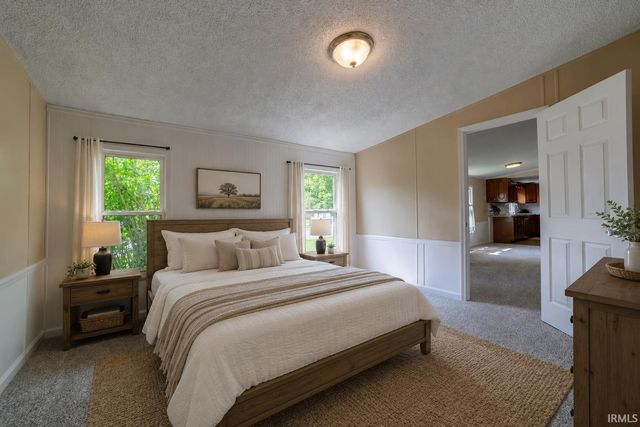 100 Plum Street, Chandler, IN 47610