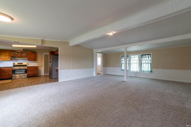 100 Plum Street, Chandler, IN 47610