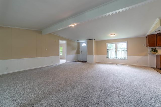 100 Plum Street, Chandler, IN 47610