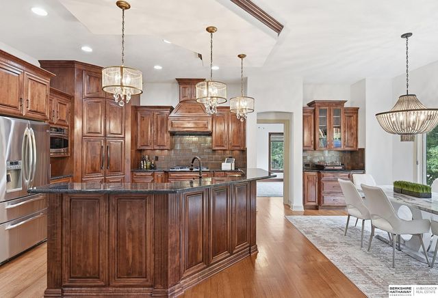 1215 S 200 Street, Omaha, NE 68130