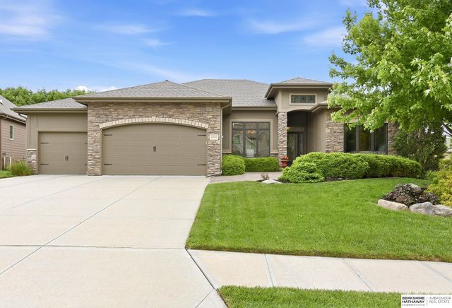 1215 S 200 Street, Omaha, NE 68130