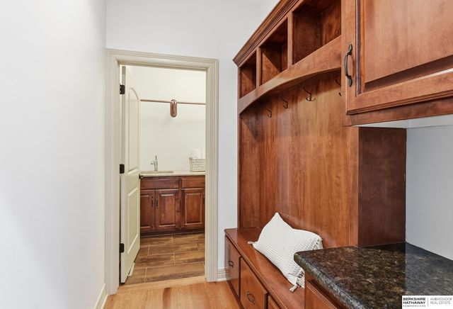 1215 S 200 Street, Omaha, NE 68130