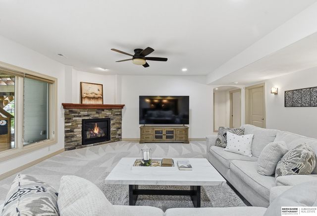 1215 S 200 Street, Omaha, NE 68130