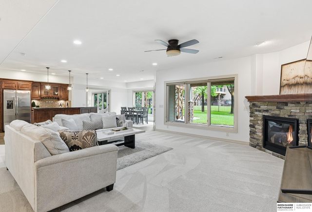 1215 S 200 Street, Omaha, NE 68130