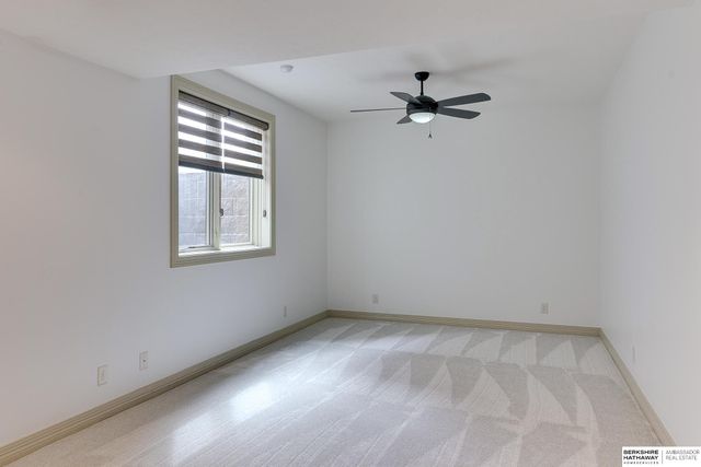 1215 S 200 Street, Omaha, NE 68130