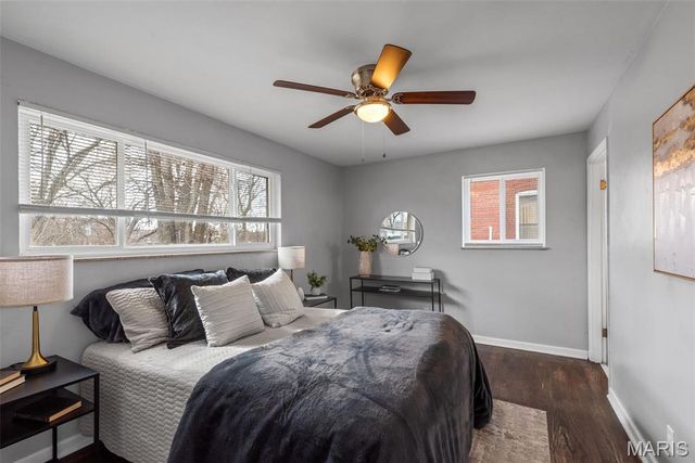 6064 W Cabanne Place, St Louis, MO 63112