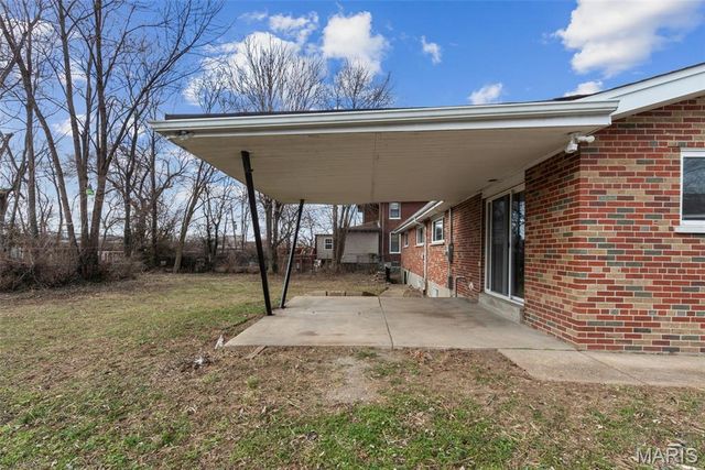 6064 W Cabanne Place, St Louis, MO 63112