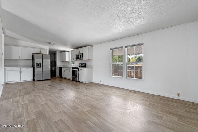 17880 Blackbird Drive, Reno, NV 89508