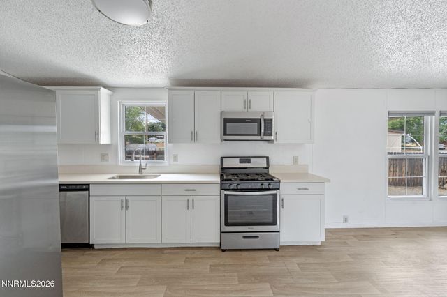 17880 Blackbird Drive, Reno, NV 89508